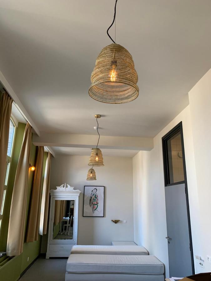 De Lotuspoort Met Mihr'S B&B In De Abdij Van Bornem Bagian luar foto